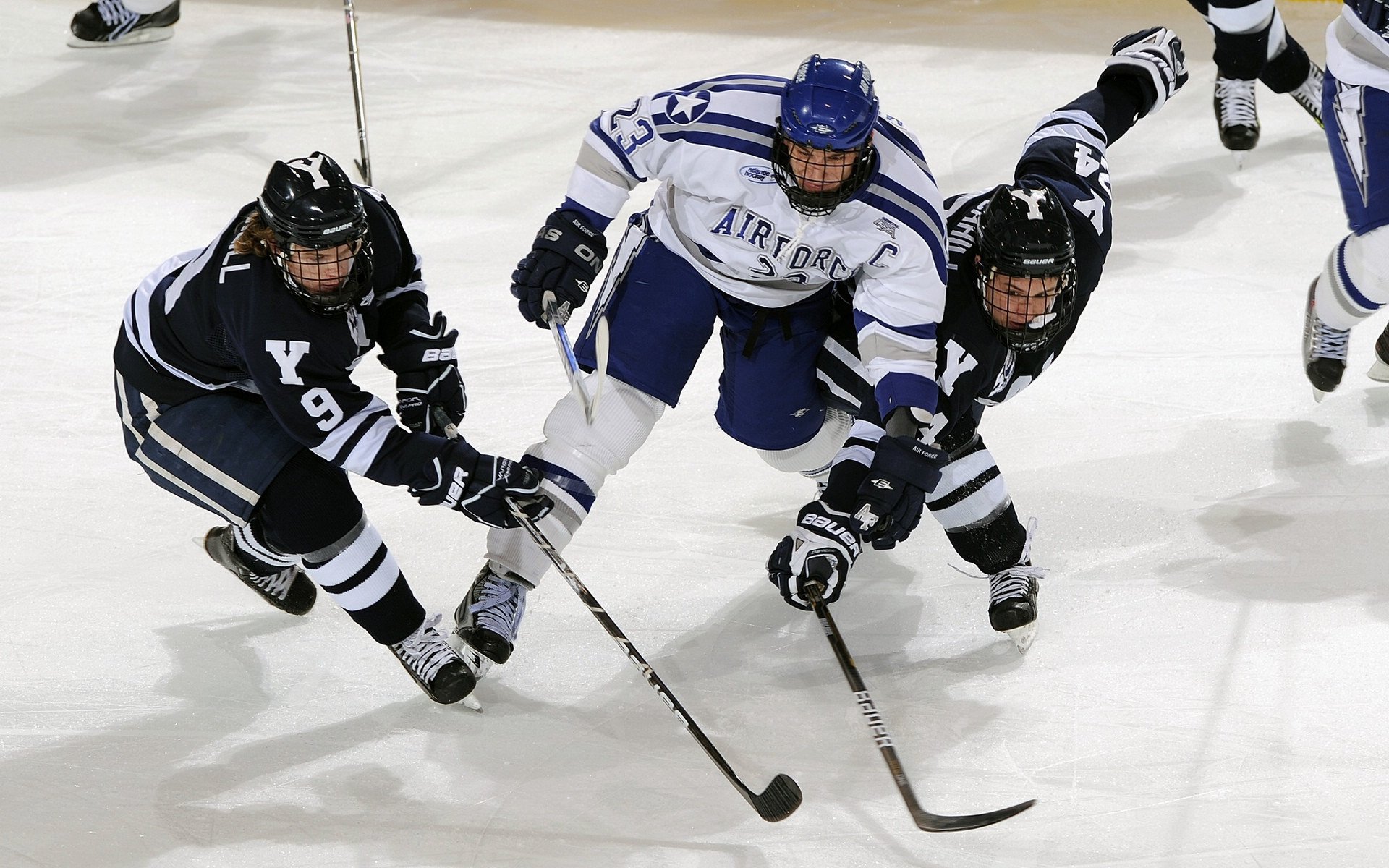 开拓者踏平奇才，拉文个人能力完全展现